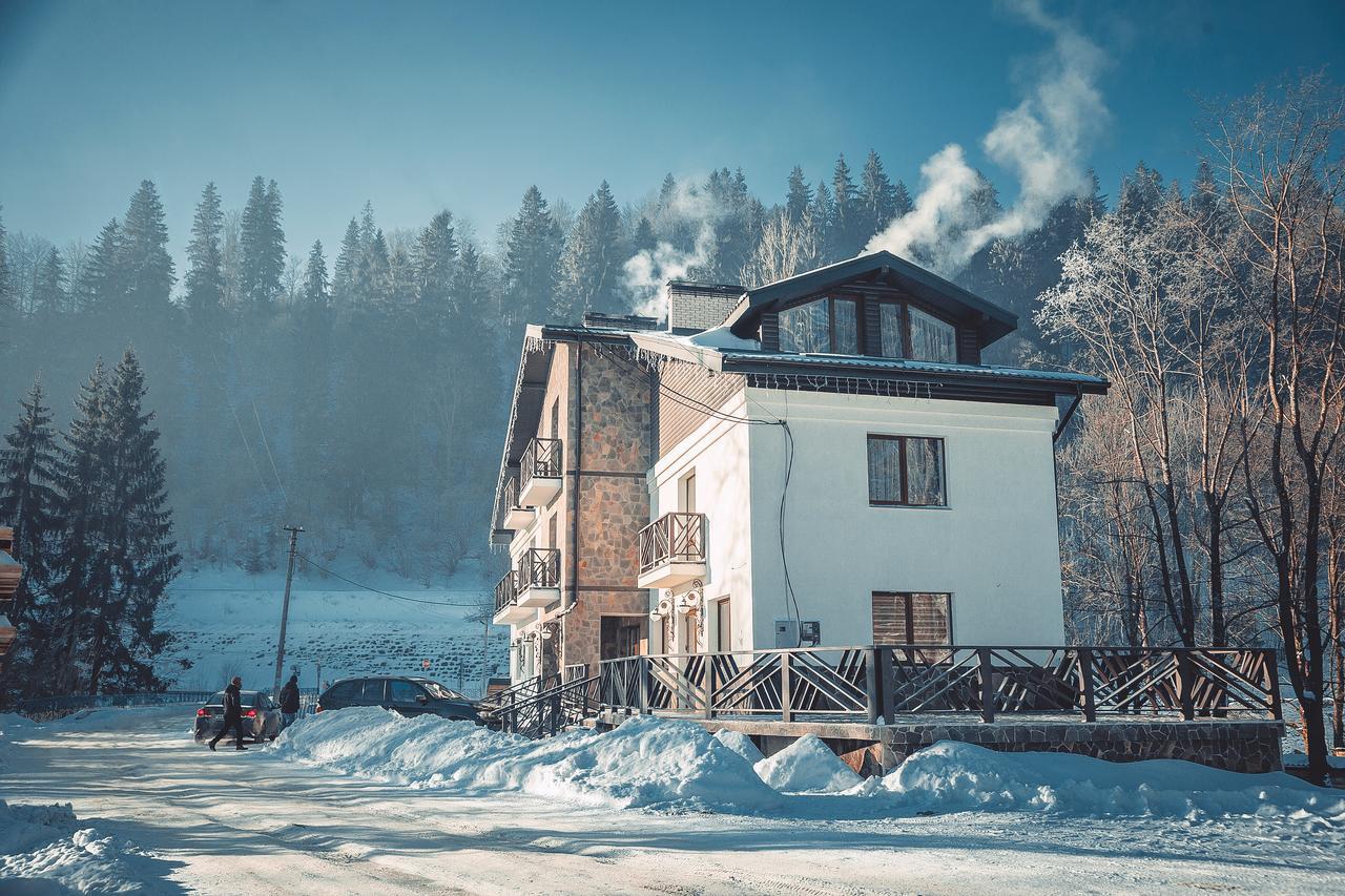 Villa Billa Tatariv Buitenkant foto